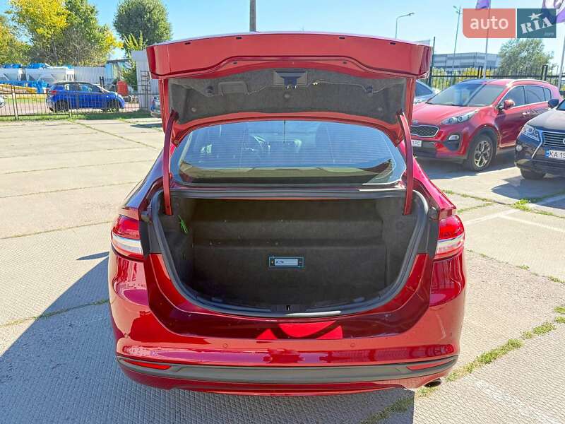 Седан Ford Fusion 2016 в Киеве фото 21 Седан Ford Fusion 2016 в Киеве