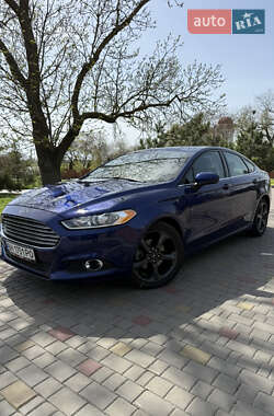 Седан Ford Fusion 2015 в Ізмаїлі