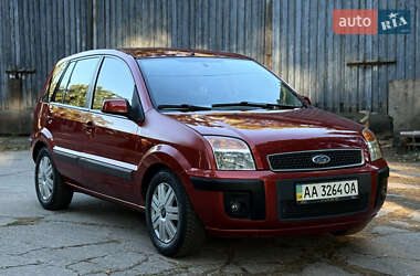 Хетчбек Ford Fusion 2006 в 