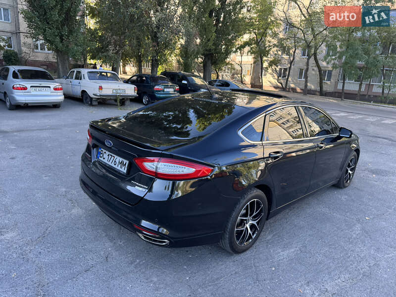 Седан Ford Fusion 2013 в Каменском