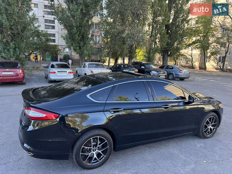 Седан Ford Fusion 2013 в Каменском