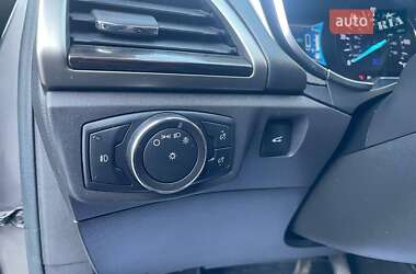 Седан Ford Fusion 2013 в 