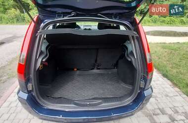 Хэтчбек Ford Fusion 2004 в 