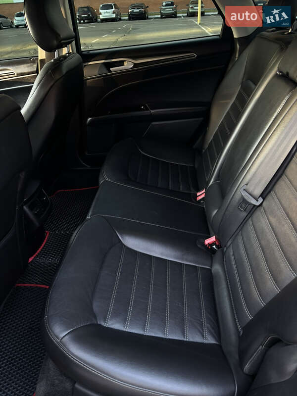 Седан Ford Fusion 2015 в Броварах