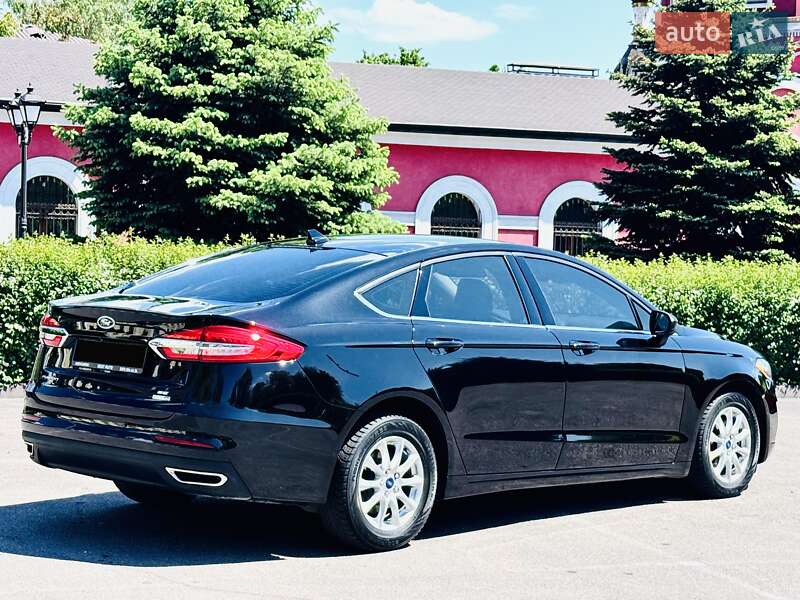 Седан Ford Fusion 2020 в Дніпрі
