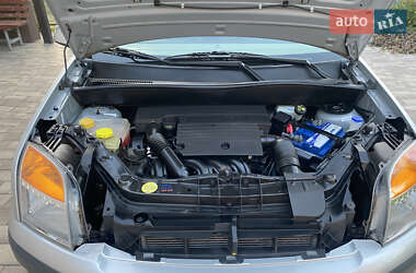 Хэтчбек Ford Fusion 2009 в 