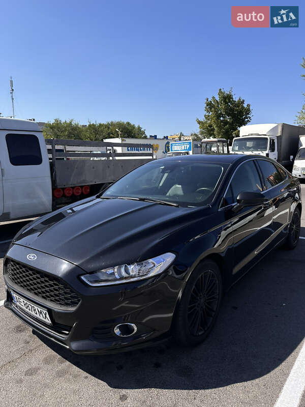 Седан Ford Fusion 2015 в Дніпрі