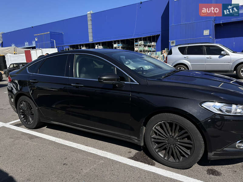 Седан Ford Fusion 2015 в Дніпрі