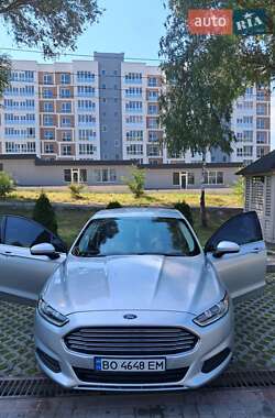 Седан Ford Fusion 2014 в 