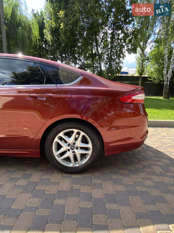 Седан Ford Fusion 2014 в Киеве фото 5 Седан Ford Fusion 2014 в Киеве
