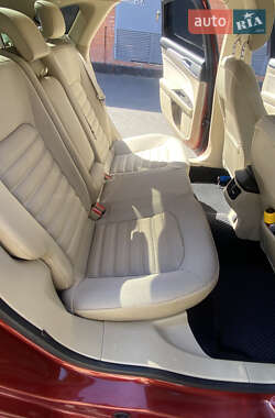 Седан Ford Fusion 2014 в 