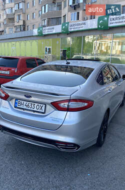 Седан Ford Fusion 2014 в 
