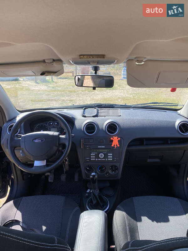 Хетчбек Ford Fusion 2011 в Арцизові