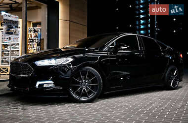 Седан Ford Fusion 2015 в 