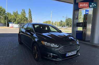 Седан Ford Fusion 2015 в 