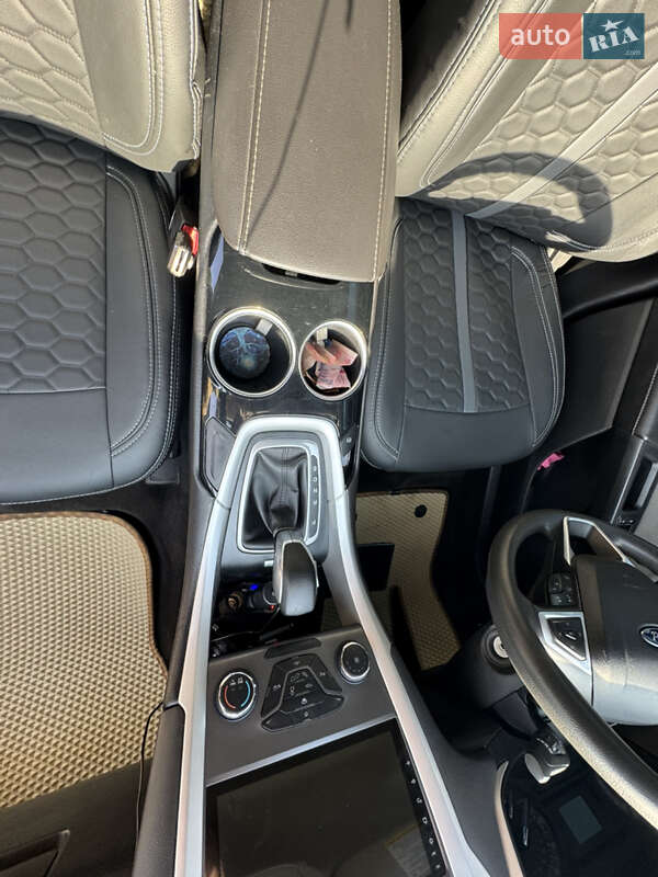 Седан Ford Fusion 2015 в Рудки