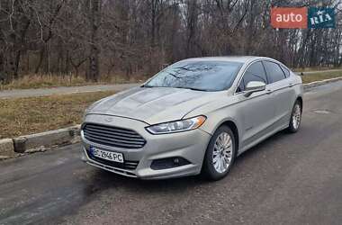 Седан Ford Fusion 2015 в Львове