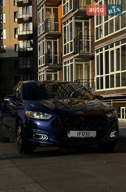 Седан Ford Fusion 2012 в Чернигове