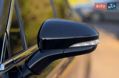 Седан Ford Fusion 2016 в 