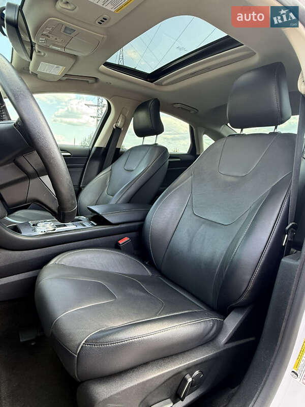 Седан Ford Fusion 2018 в Ирпене