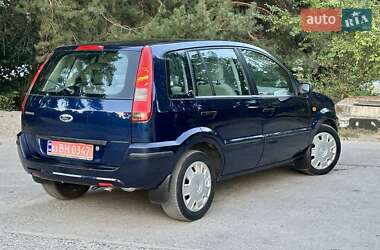 Хэтчбек Ford Fusion 2005 в 