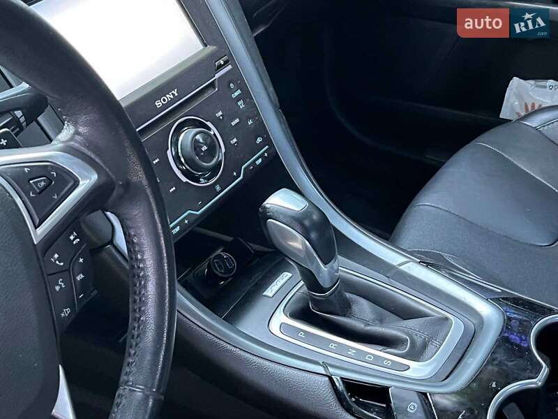 Седан Ford Fusion 2015 в Киеве фото 22 Седан Ford Fusion 2015 в Киеве