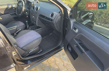 Хэтчбек Ford Fusion 2006 в  фото 12 Хэтчбек Ford Fusion 2006 в
