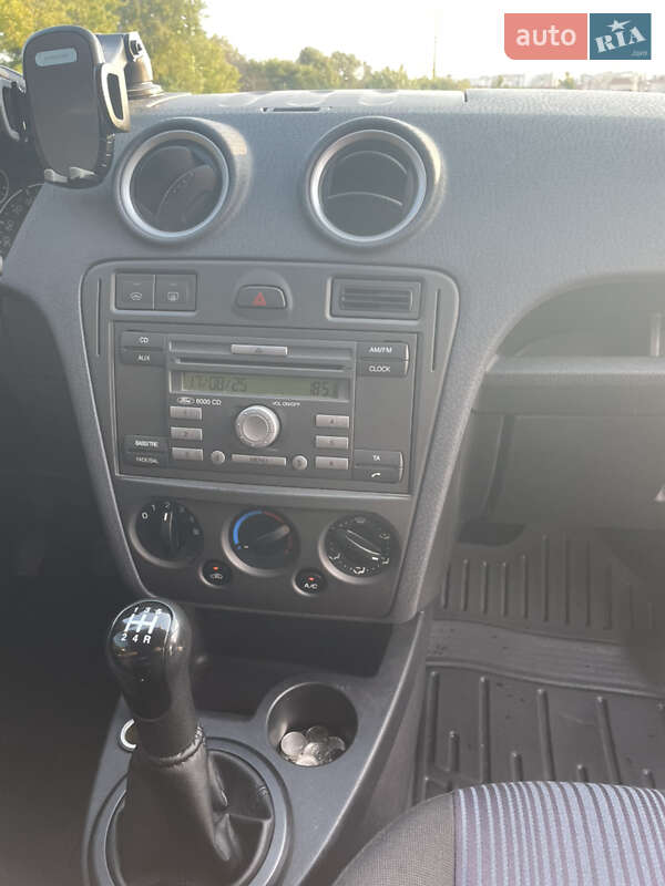 Хетчбек Ford Fusion 2006 в Вінниці