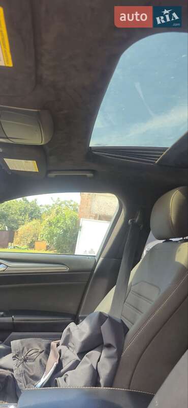 Седан Ford Fusion 2019 в Сумах