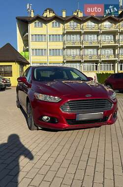 Седан Ford Fusion 2013 в Львові