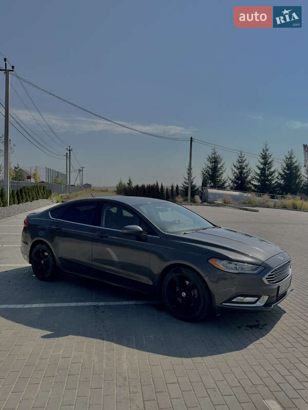 Седан Ford Fusion 2018 в Тернополе