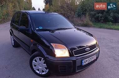 Хэтчбек Ford Fusion 2005 в Радомышле