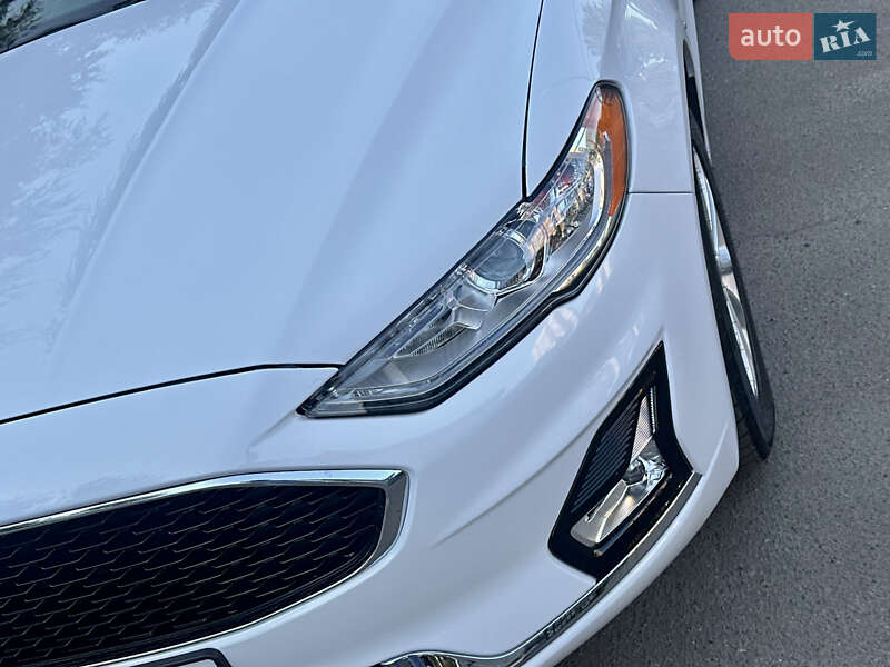 Седан Ford Fusion 2019 в Одессе