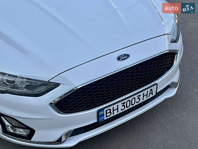 Седан Ford Fusion 2019 в Одессе