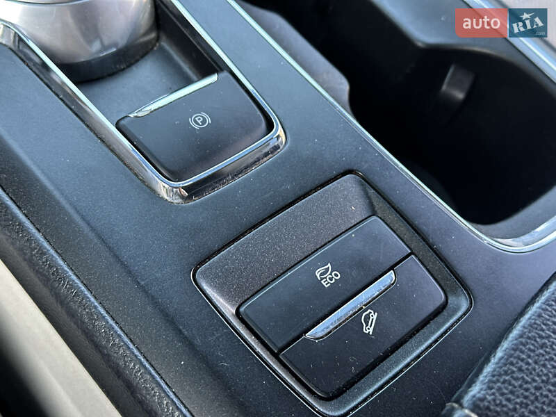 Седан Ford Fusion 2019 в Одессе