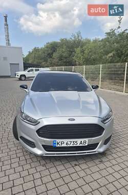 Седан Ford Fusion 2016 в 