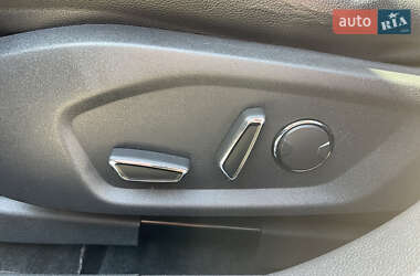 Седан Ford Fusion 2013 в 