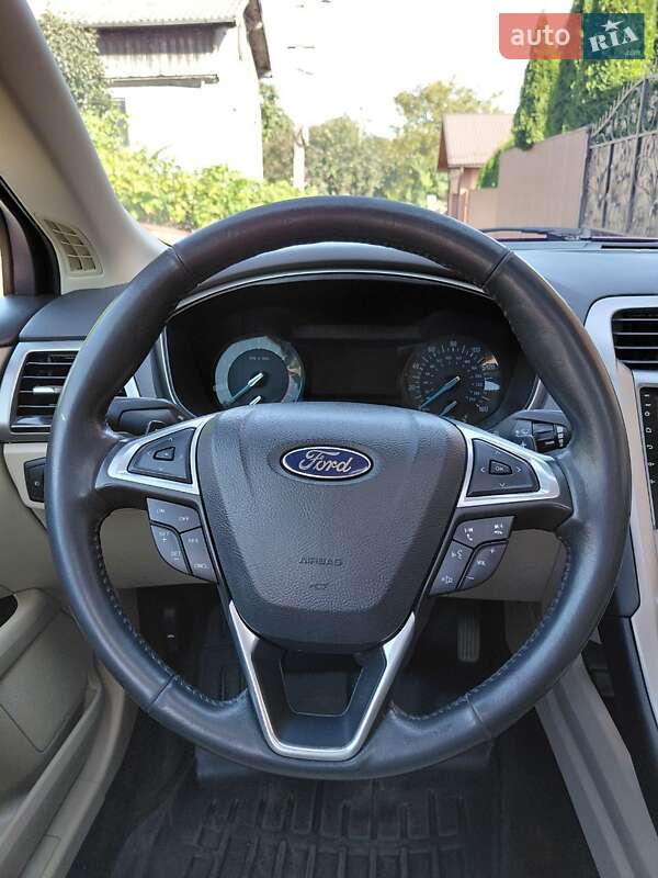 Седан Ford Fusion 2014 в Сокалі фото 13 Седан Ford Fusion 2014 в Сокалі