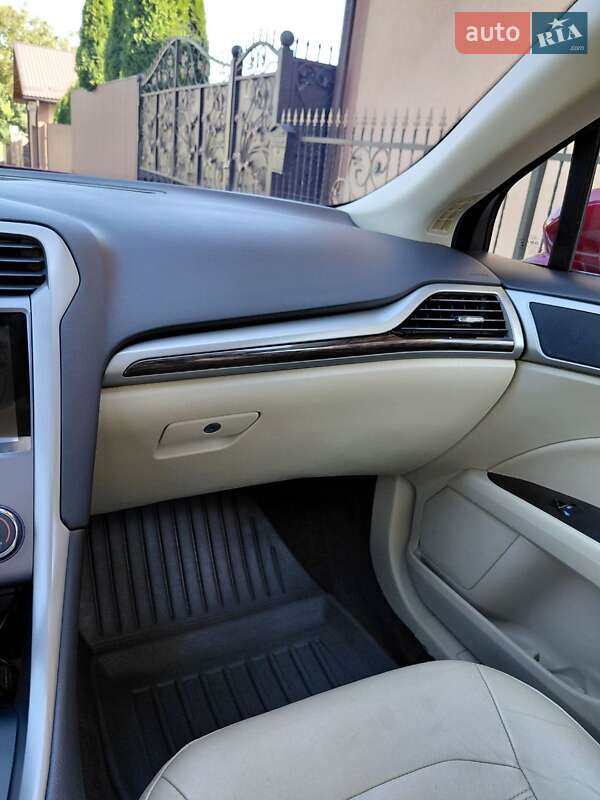 Седан Ford Fusion 2014 в Сокалі фото 15 Седан Ford Fusion 2014 в Сокалі