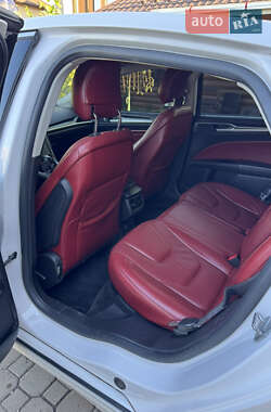 Седан Ford Fusion 2014 в 