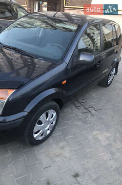 Хэтчбек Ford Fusion 2010 в 