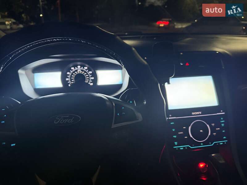 Седан Ford Fusion 2013 в Кропивницькому