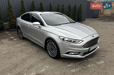 Седан Ford Fusion 2017 в 