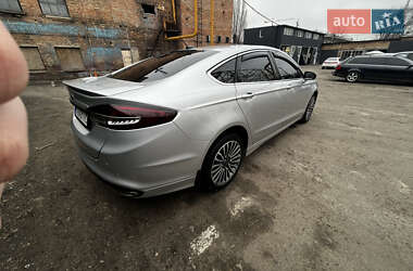 Седан Ford Fusion 2017 в 