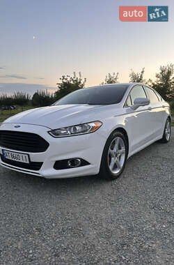 Седан Ford Fusion 2013 в 