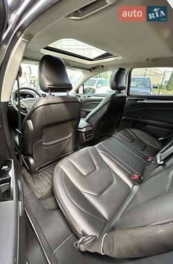 Седан Ford Fusion 2014 в 
