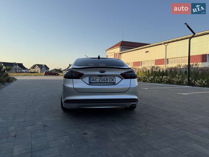 Седан Ford Fusion 2012 в Луцьку