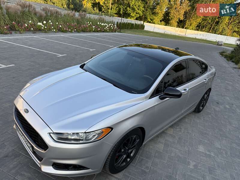 Седан Ford Fusion 2012 в Луцьку