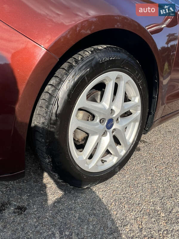 Седан Ford Fusion 2015 в Каменском фото 8 Седан Ford Fusion 2015 в Каменском