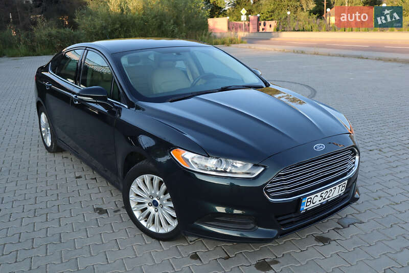 Седан Ford Fusion 2014 в Дрогобичі